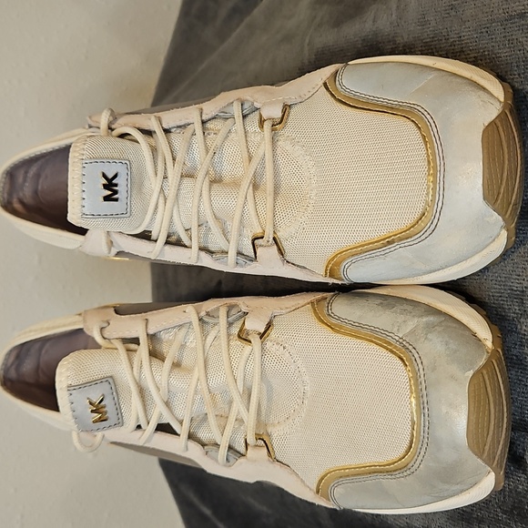 Michael Kors Women's Sneakers Sz. 10 Training Shoes Gray & Gold 2.5" Heel - Picture 2 of 13